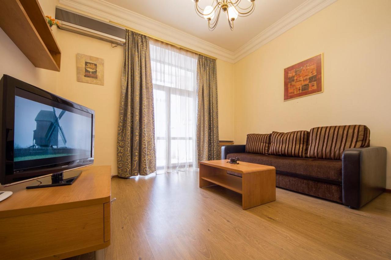 Central Apartments On Khreschatyk Kiev Dış mekan fotoğraf